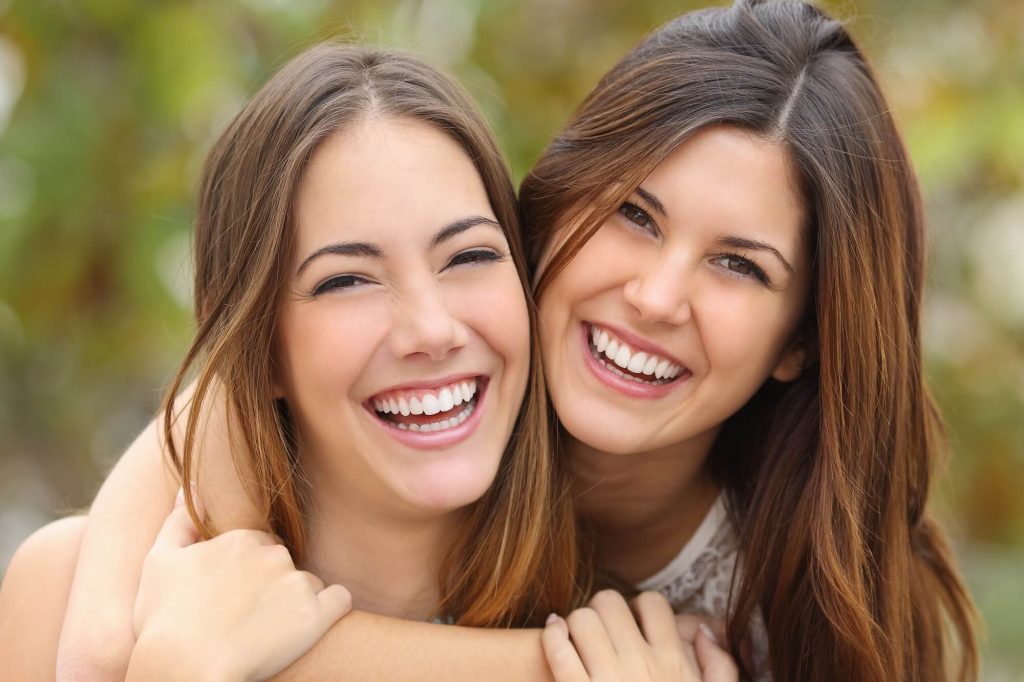 where can I get teeth whitening in medford?
